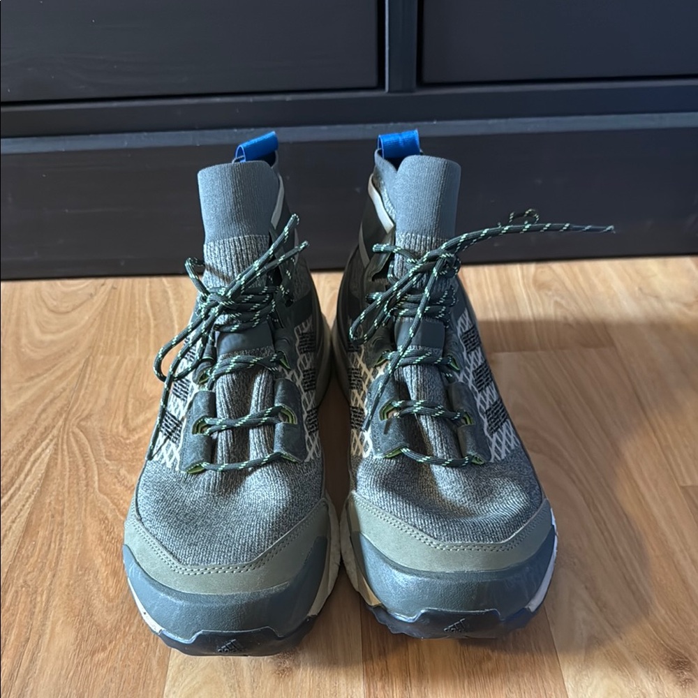 adidas Green Boots with Textured Upper and Ankle Support